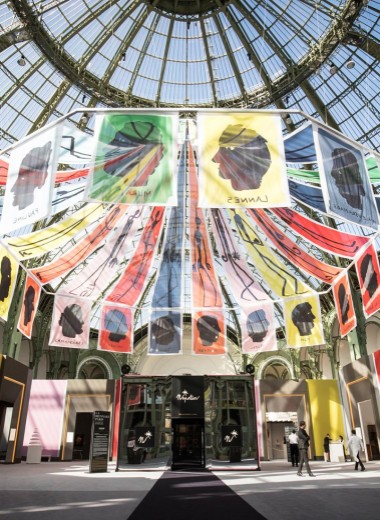 «Женщина в городе» и «Клоун в капюшоне»: что покупать в Париже на ярмарке La Biennale Paris