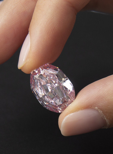 Нестандартные и неликвидные: почему инвестиции в алмазы не так уж хороши