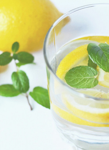 Правда ли, что вода с лимоном помогает худеть? Отвечаем с точки зрения науки