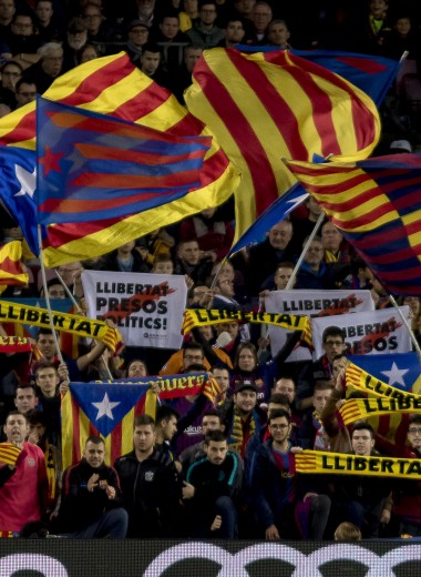 Как протесты в Каталонии влияют на футбольный клуб «Барселона»