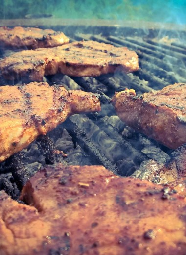 6 мифов о стейках, из-за которых можно испортить хорошее мясо