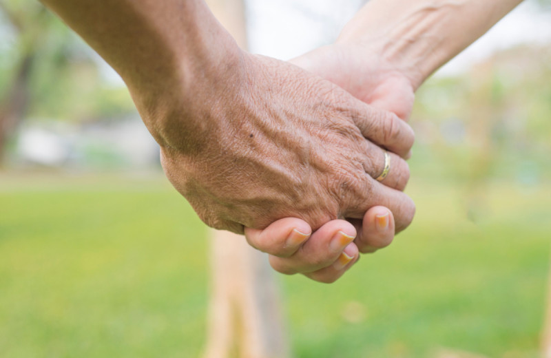 Как строить отношения, если у вас большая разница в возрасте: 5 советов психологов