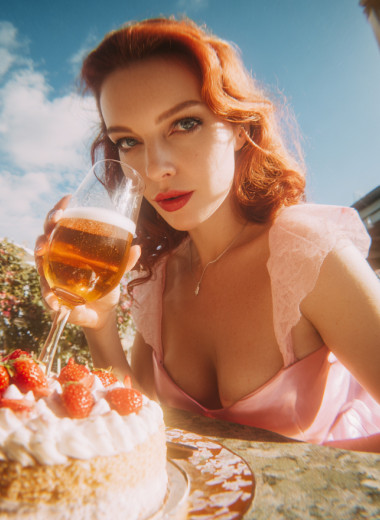 Какое пиво лучше с оливье, борщом, окрошкой: ответ специалиста