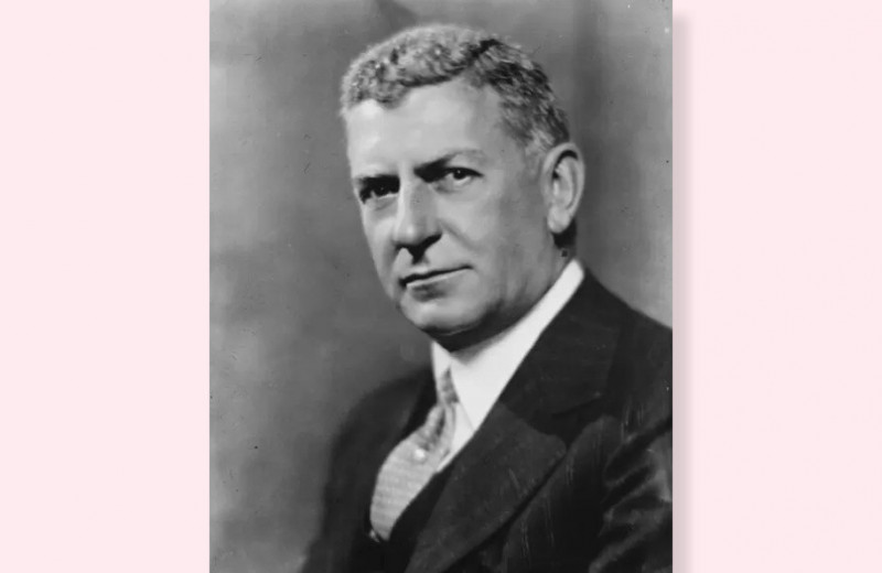 Не то «безупречный управленец», не то «финансовый гангстер»: как президент главного банка США 1920-х обвалил биржу