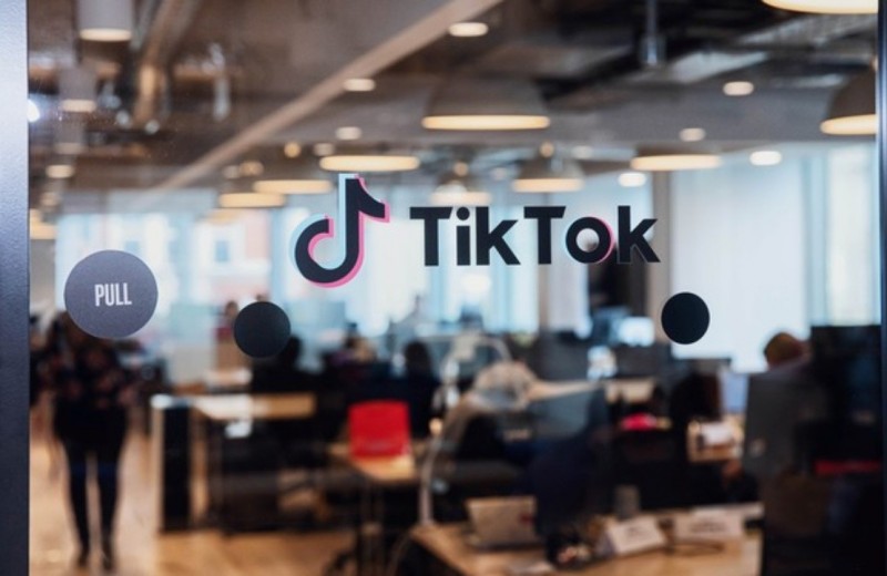 Славы много, денег мало: почему авторы видео в TikTok переходят на другие платформы
