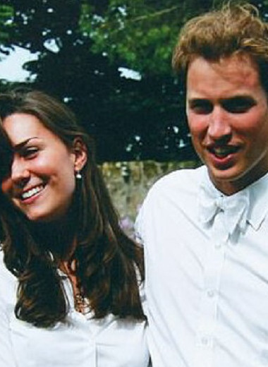Прозрачное платье и микро-шорты: самые дерзкие студенческие наряды Кейт Миддлтон, вскружившие голову принцу Уильяму