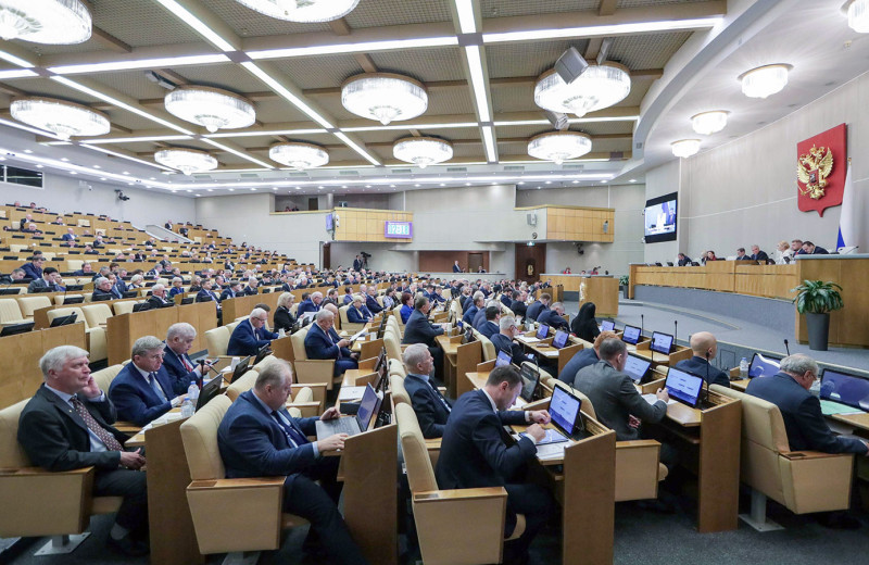 Налоги между строк: почему российские законы внезапно меняются во втором чтении
