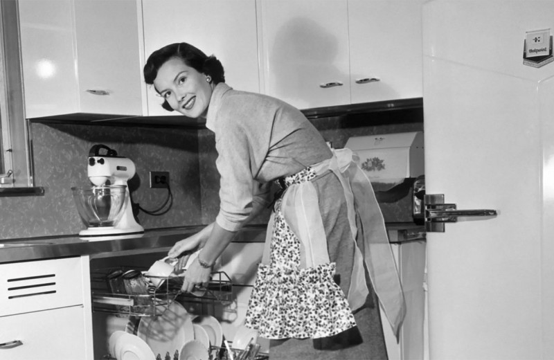Мамины помощники: почему домохозяйки 1950-х сидели на транквилизаторах