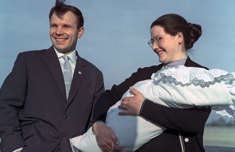 Любимая женщина Юрия Гагарина: Валентина сыграла две свадьбы и родила дочерей