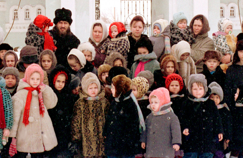 «Mersedes на детские деньги»: история самого многодетного отца России