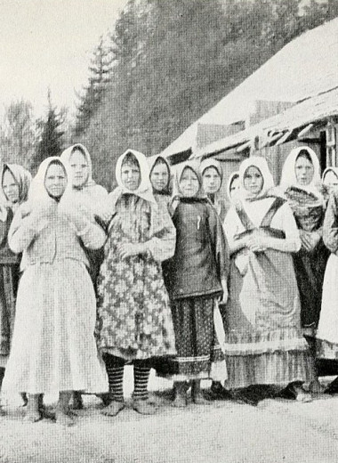 Уроки русского: для каких нужд помещикам нужны были сенные девушки и при чем тут сено?
