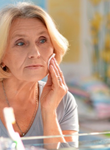 9 ключевых правил макияжа, о которых нельзя забывать женщине старше 40 лет