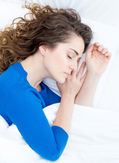 Как разные позы для сна влияют на наше самочувствие
