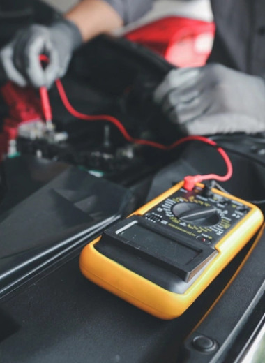 Как проверить утечку тока в автомобиле мультиметром и какая норма