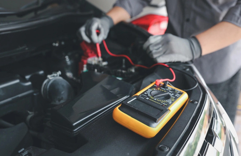 Как проверить утечку тока в автомобиле мультиметром и какая норма