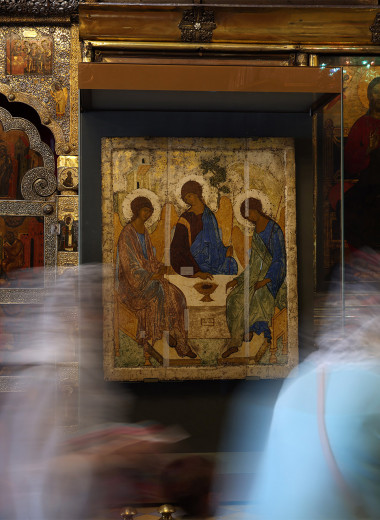 Где должна находиться «Троица» Рублева — в музее или храме?