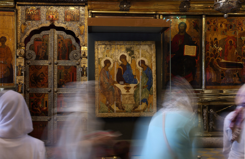 Где должна находиться «Троица» Рублева — в музее или храме?