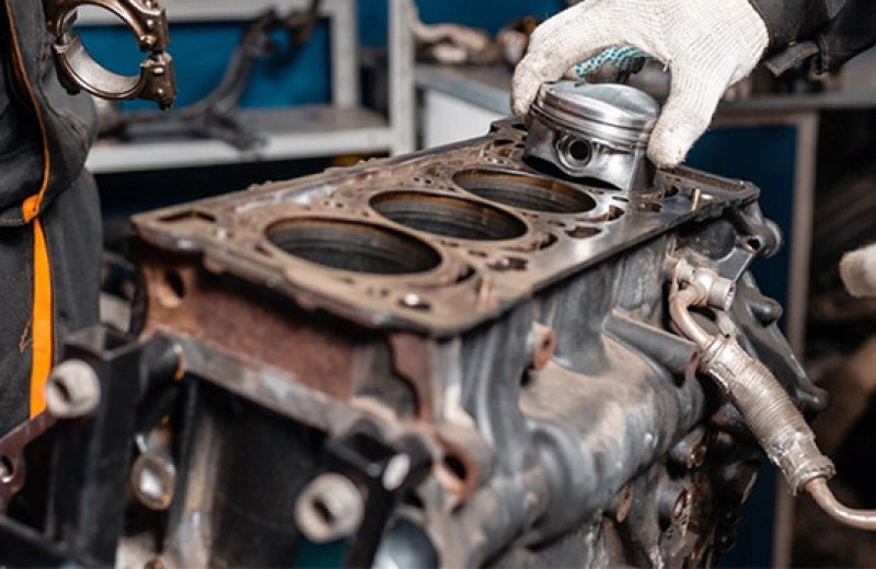 Почему появляются задиры в цилиндрах двигателя и чем они опасны