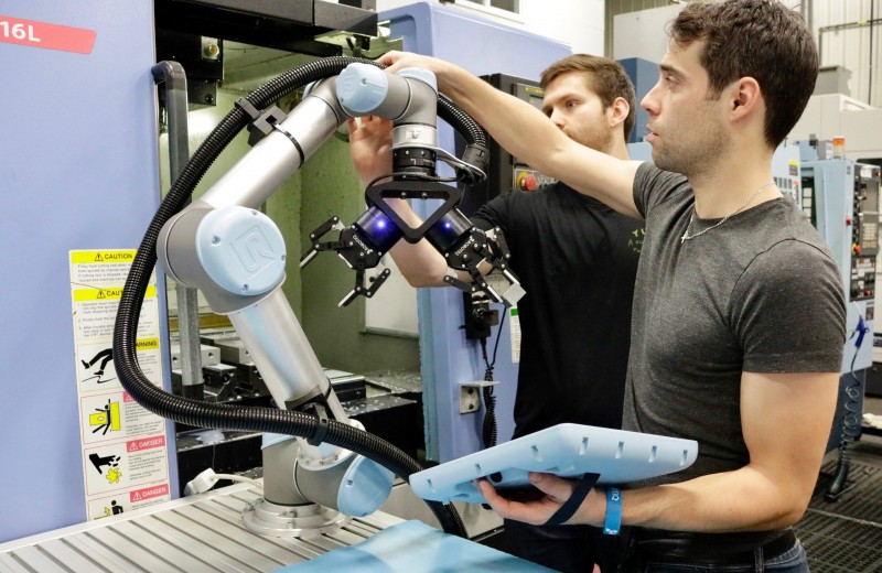 Роботы на заводах: к 2025 возьмут на себя четверть задач и будут понимать нас с полуслова