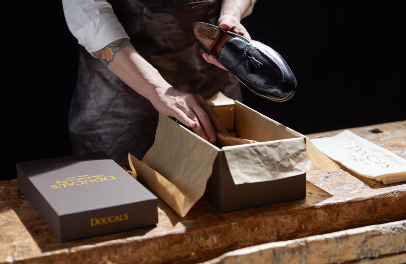 Владелец обувного бренда Doucal's — о ручной работе и письме из Ватикана