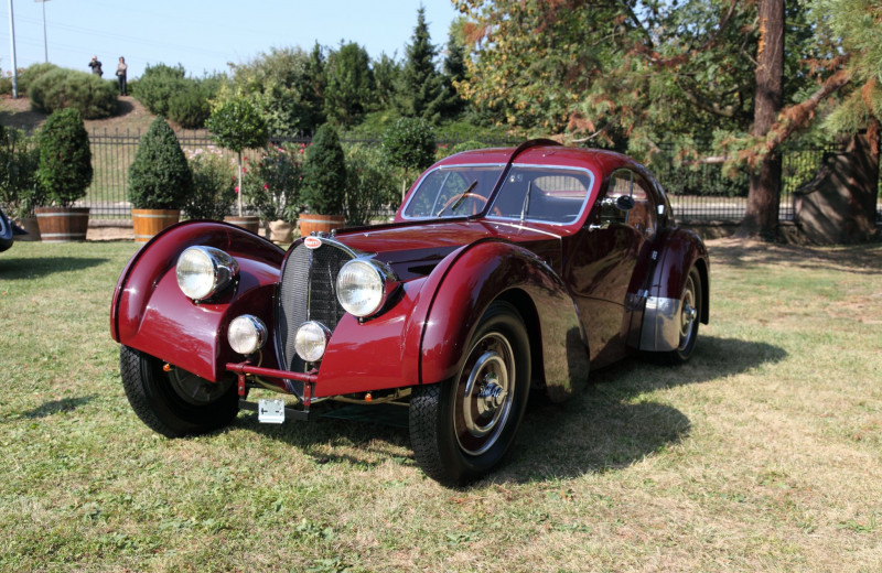 Вспоминаем короткую эру ар-деко в автомобилизме с самым дорогим Bugatti всех времён