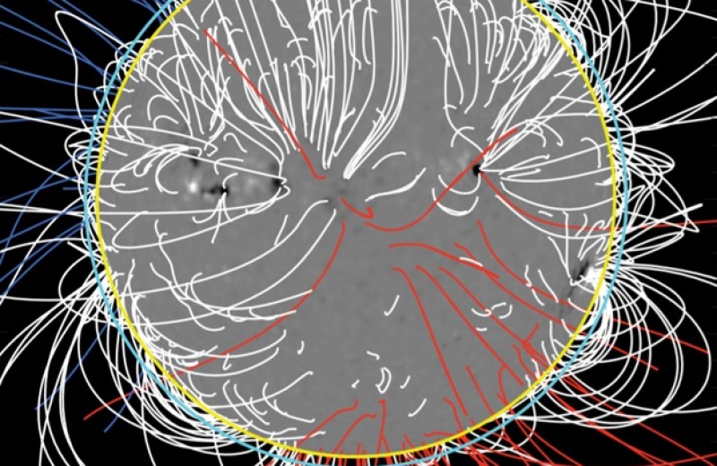 Физики научились измерять магнитные поля во всей солнечной короне
