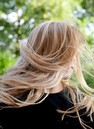 Витамины и минералы для волос: зачем они нужны и как их выбрать