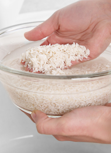 Нужно ли мыть рис перед приготовлением: вот что об этом говорит наука