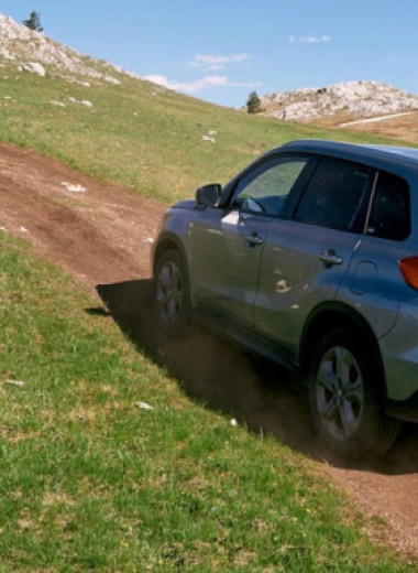 Как трогаться на механике в горку и не заглохнуть? Советы инструктора