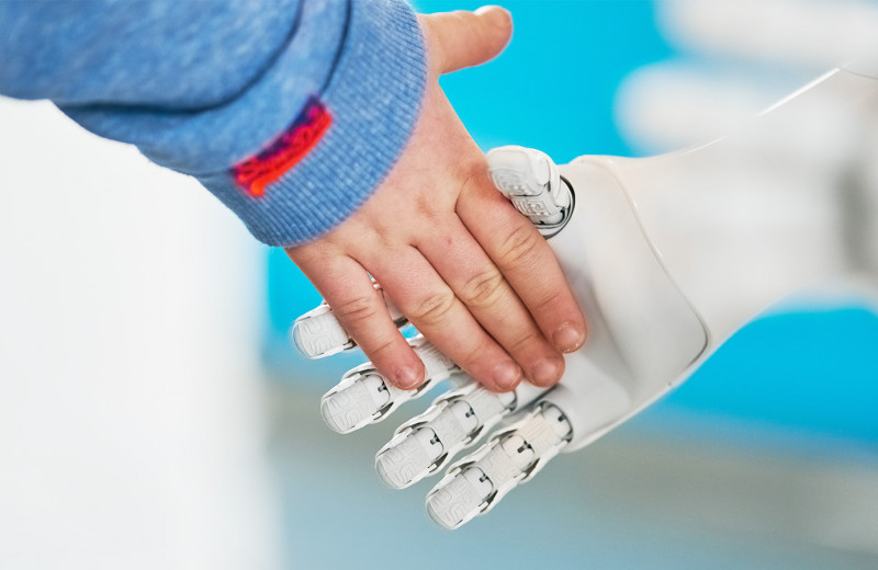 Механическая рука помощи: что такое робототехника и зачем она нужна детям