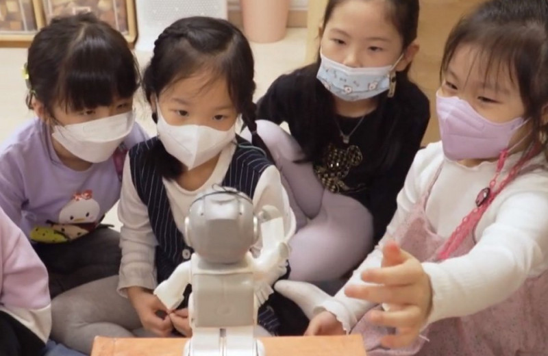 «Игра в робота»: новая методика обучения в детских садах Южной Кореи