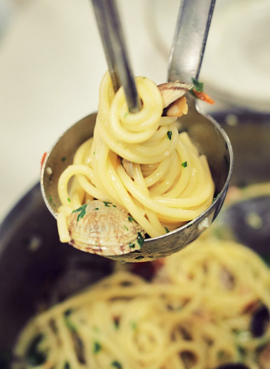 Приготовьте спагетти по рецепту Донателлы Версаче