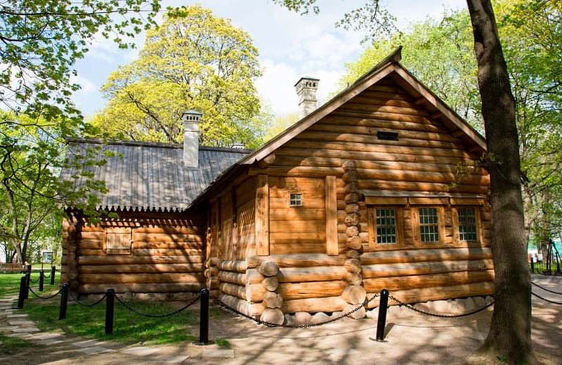 Домик Петра I в Коломенском