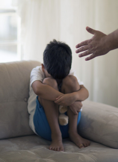 Физические наказания вредят здоровью и воспитанию детей: 7 научных доказательств