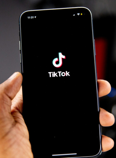 Исследование: мозг пользователей TikTok работает иначе в рискованных ситуациях
