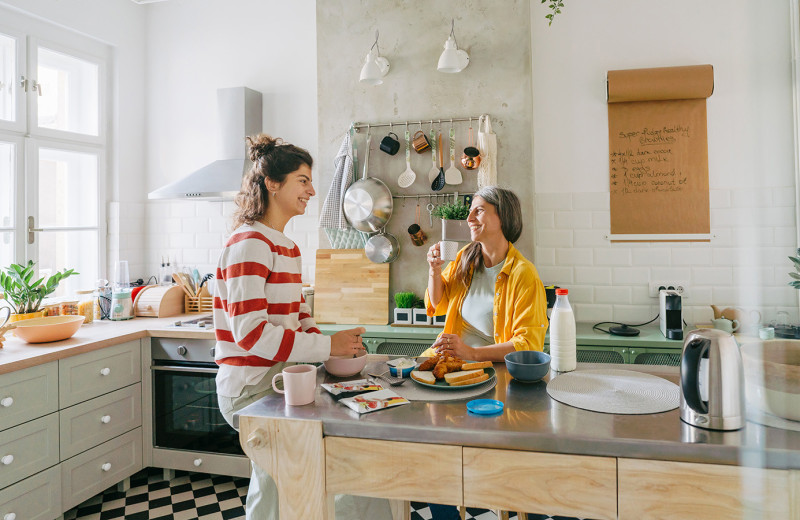 Свои правила: как выстроить взрослую жизнь в родительском доме