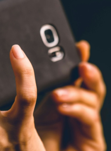 Старый смартфон? 7 креативных идей, как дать ему вторую жизнь!