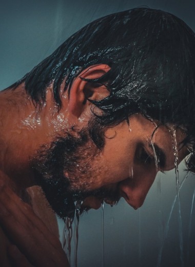 Как нужно мыть мужские волосы? Ответы на 9 главных вопросов, которые спасут ваши головы