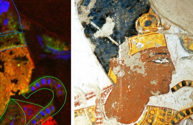 Древнеегипетские художники изобразили царя не в том ожерелье. Но осознали и исправили ошибку