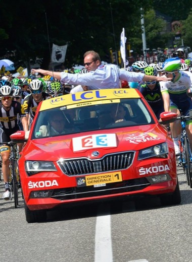 «Тур де Франс»: велосипеды, машины и 250 чизбургеров