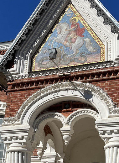 Как владелец стекольной империи в городе Гусь-Хрустальный построил Пушкинский музей