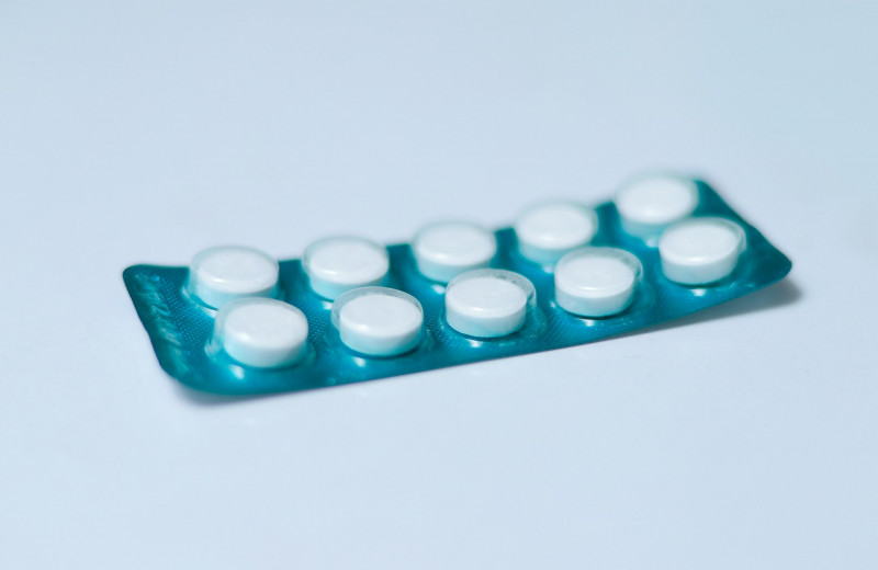 Не только обезболивающее: 10 гениальных лайфхаков с аспирином для дома
