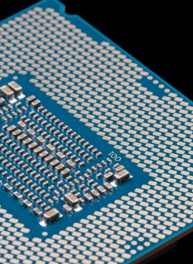 Российский процессор оказался мощнее чипов Intel в реальных тестах