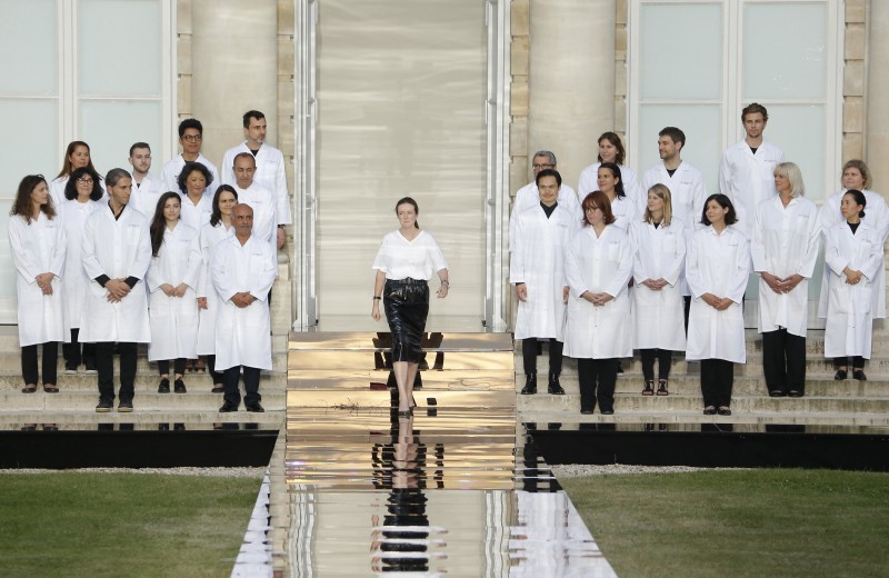 Не только платье Меган Маркл: чем запомнится работа дизайнера Клэр Уэйт Келлер в модном доме Givenchy