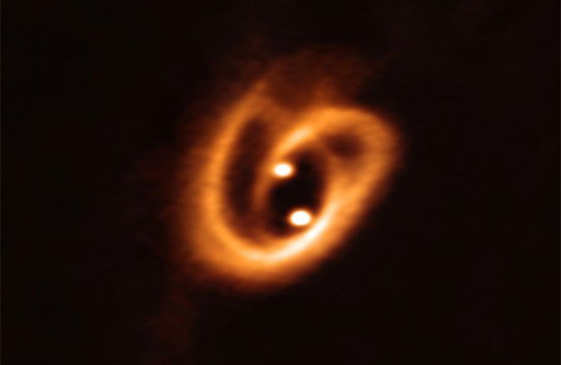 Моделирование указало на две звезды в прошлом Солнечной системы