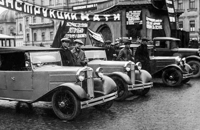 Как 90 лет назад обслуживали автомобили в СССР: это удивит водителей 21 века
