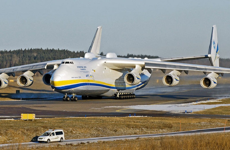 Гиганты в небе: 6 самых больших самолетов