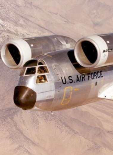 Как СССР и США создавали самолеты-чебурашки: Ан-72 против Boeing YC-14