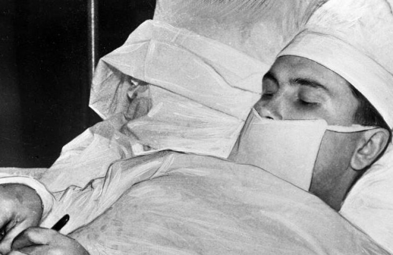 Удивительная операция и дальнейшая судьба: история советского хирурга, который вырезал себе аппендикс