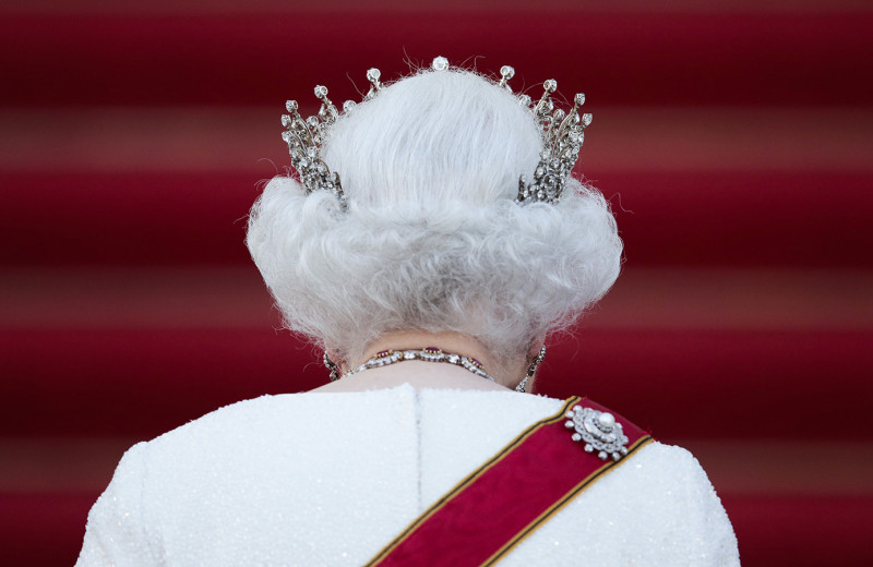 Призрак монархии: как воспринимали Елизавету II в российском обществе
